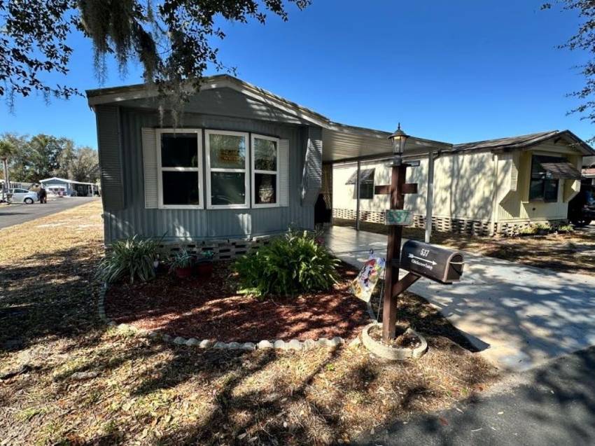 537 Chickasaw Loop a Winter Haven, FL Mobile or Manufactured Home for Sale